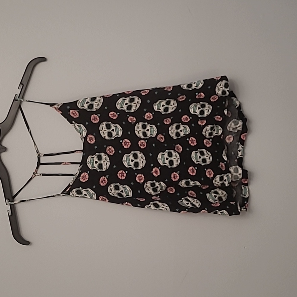 Skull and flower tank top